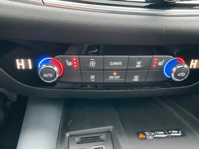 2022 Buick Enclave AWD Essence