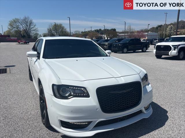2022 Chrysler 300 Touring L for sale in York, PA