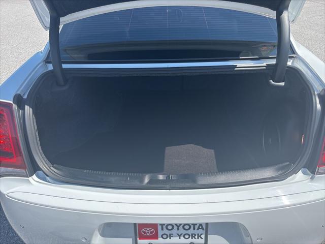 2022 Chrysler 300 Touring L