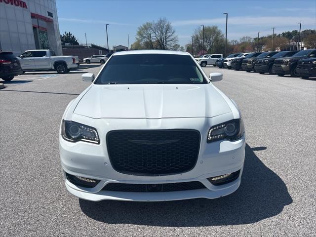 2022 Chrysler 300 Touring L