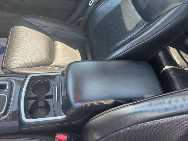 2022 Chrysler 300 Touring L