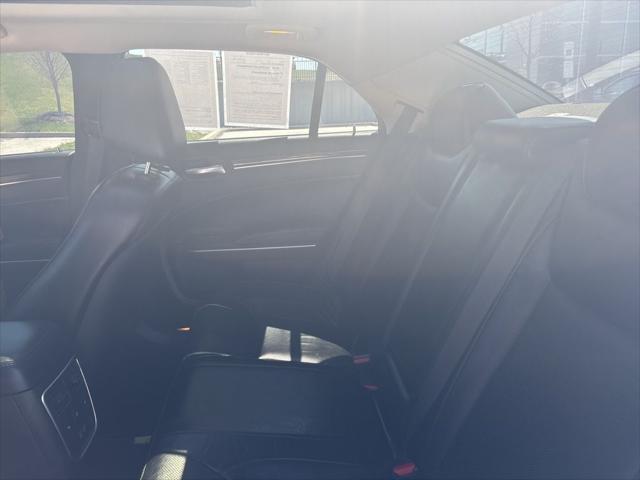 2022 Chrysler 300 Touring L