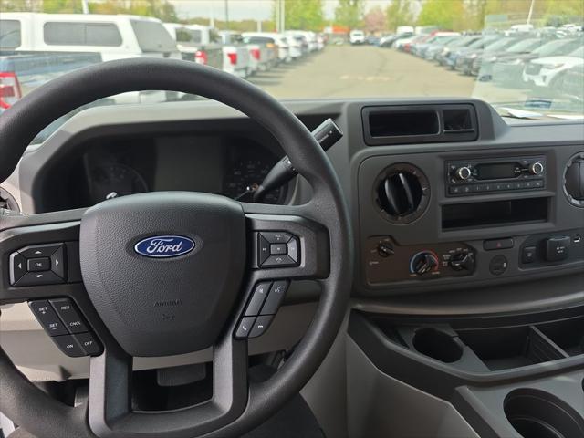 2027 Ford E-Series Cutaway Base