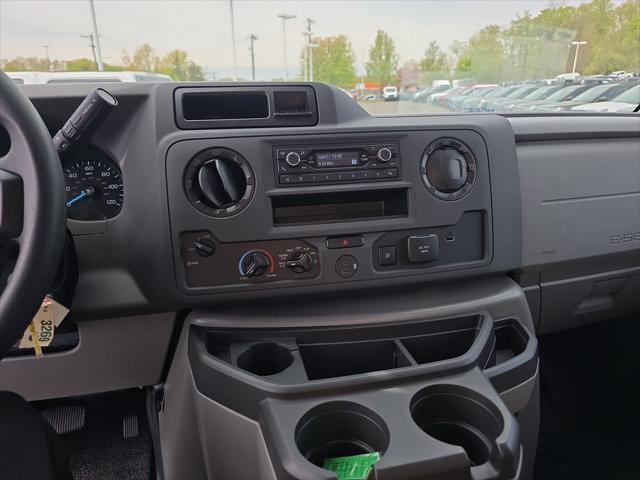2027 Ford E-Series Cutaway Base