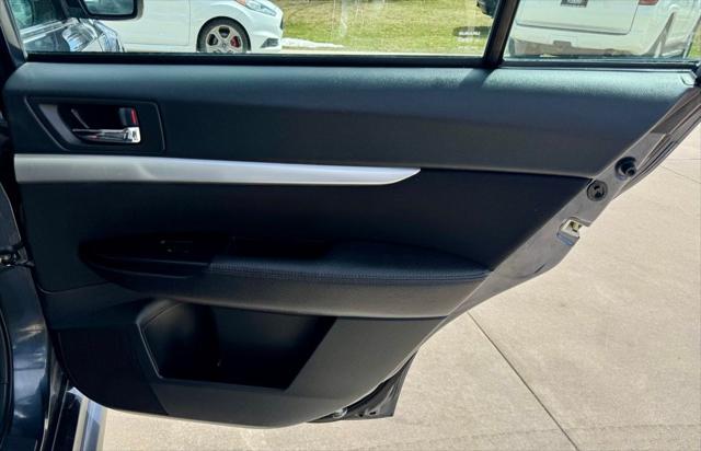 2011 Subaru Legacy 2.5i Premium