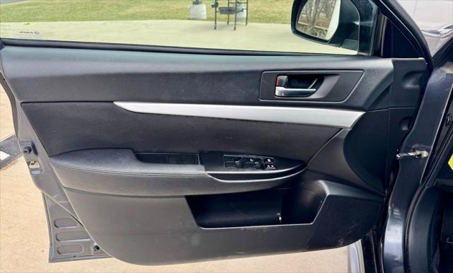 2011 Subaru Legacy 2.5i Premium