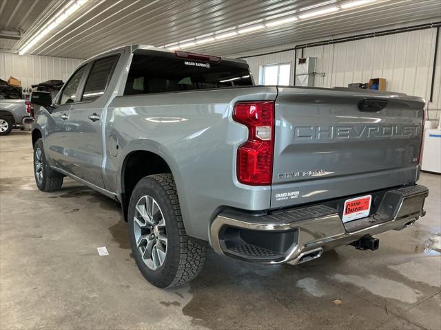 2026 Chevrolet Silverado 1500 4WD Crew Cab Standard Bed LT