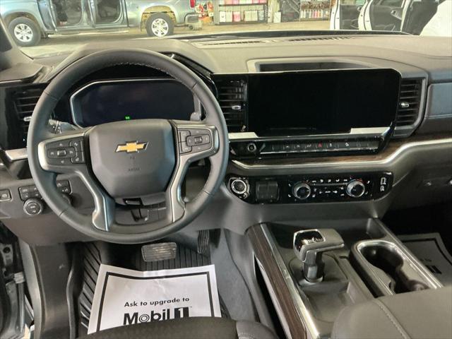 2026 Chevrolet Silverado 1500 4WD Crew Cab Standard Bed LT