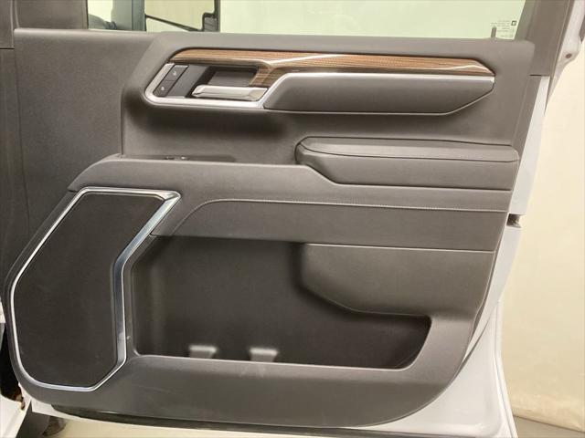 2025 Chevrolet Silverado 2500HD 4WD Crew Cab Standard Bed LT