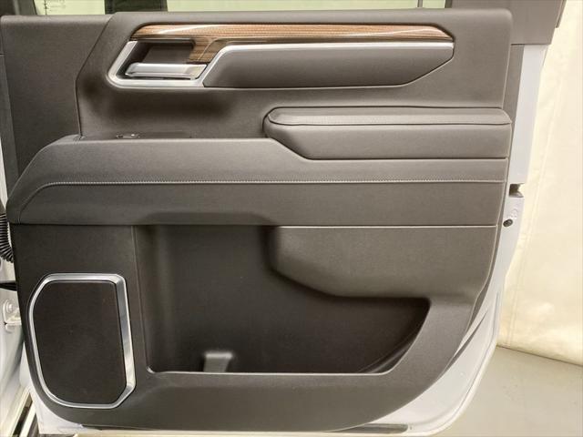 2025 Chevrolet Silverado 2500HD 4WD Crew Cab Standard Bed LT