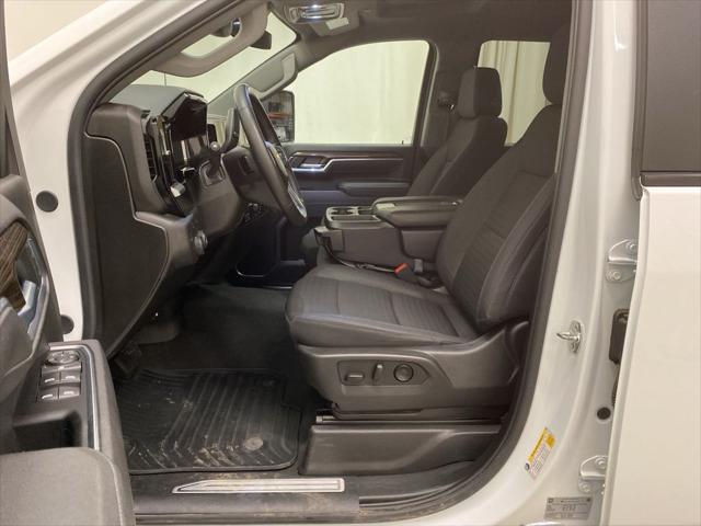 2025 Chevrolet Silverado 2500HD 4WD Crew Cab Standard Bed LT