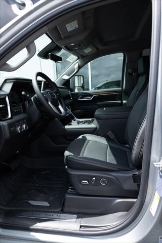 2026 GMC Sierra 2500HD Crew Cab, Standard Bed, Denali, 4WD