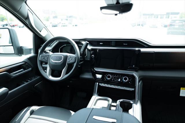 2026 GMC Sierra 2500HD Crew Cab, Standard Bed, Denali, 4WD