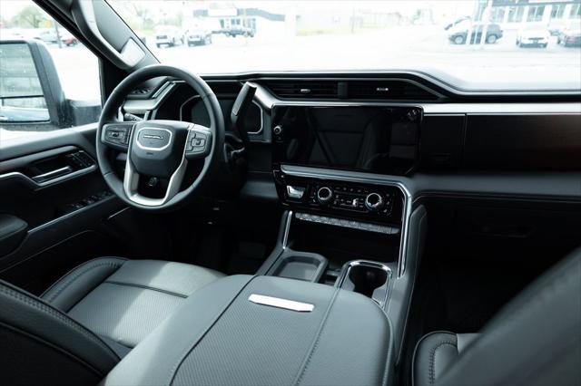2026 GMC Sierra 2500HD Crew Cab, Standard Bed, Denali, 4WD