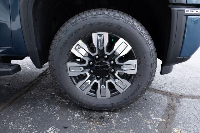 2026 GMC Sierra 2500HD Crew Cab, Standard Bed, Denali, 4WD