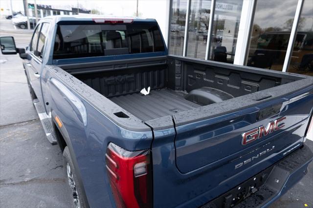 2026 GMC Sierra 2500HD Crew Cab, Standard Bed, Denali, 4WD