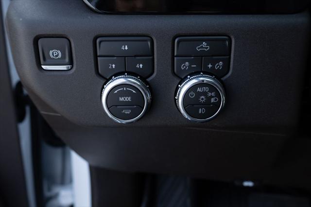 2026 GMC Sierra 2500HD Crew Cab, Standard Bed, SLE, 4WD