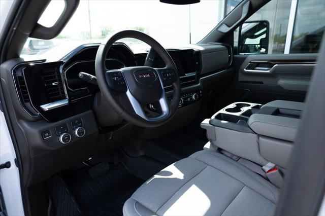 2026 GMC Sierra 2500HD Crew Cab, Standard Bed, SLE, 4WD