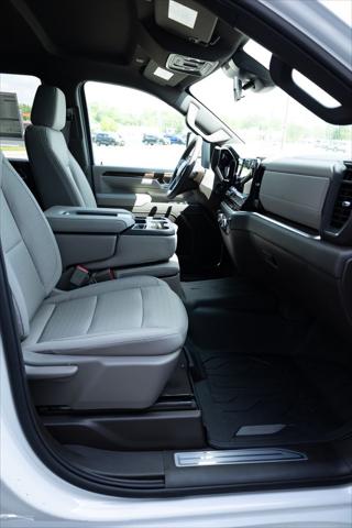 2026 GMC Sierra 2500HD Crew Cab, Standard Bed, SLE, 4WD