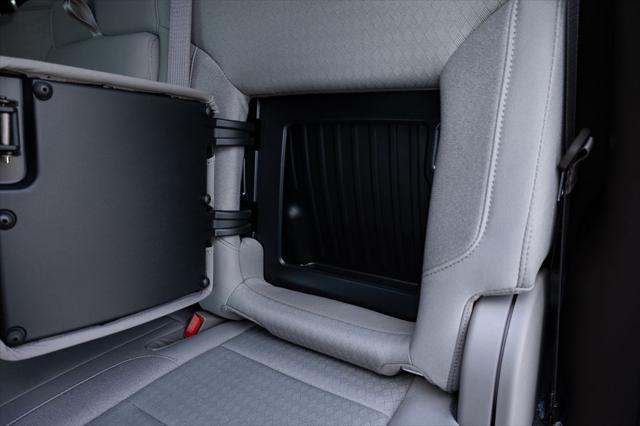 2026 GMC Sierra 2500HD Crew Cab, Standard Bed, SLE, 4WD
