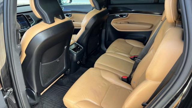 2019 Volvo XC90 T6 Momentum