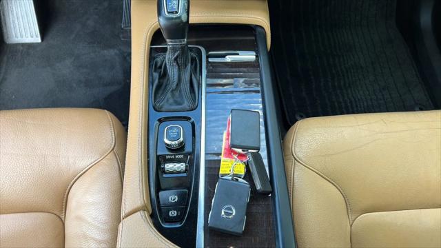 2019 Volvo XC90 T6 Momentum