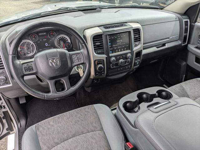 2017 Ram 1500 Big Horn Crew Cab 4x4 5'7" Box