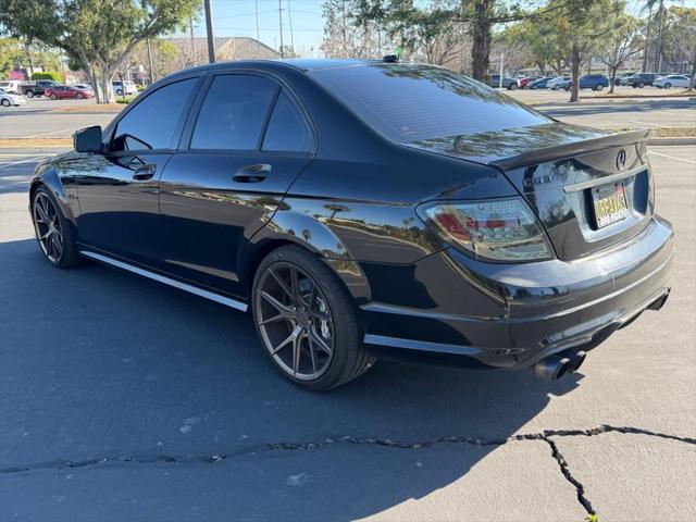 2009 Mercedes-Benz C 63 AMG 6.3L AMG