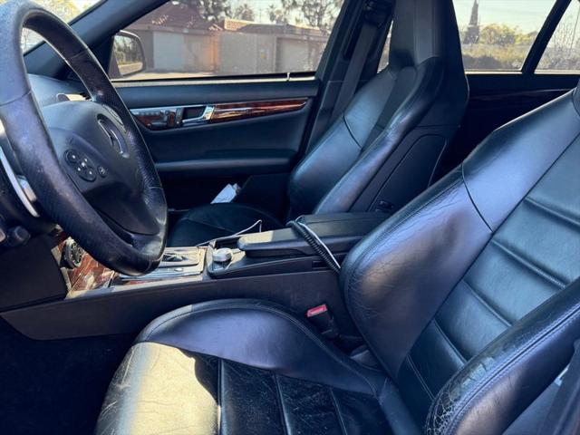 2009 Mercedes-Benz C 63 AMG 6.3L AMG