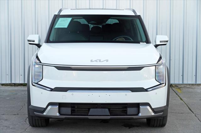 2024 Kia EV9 Wind