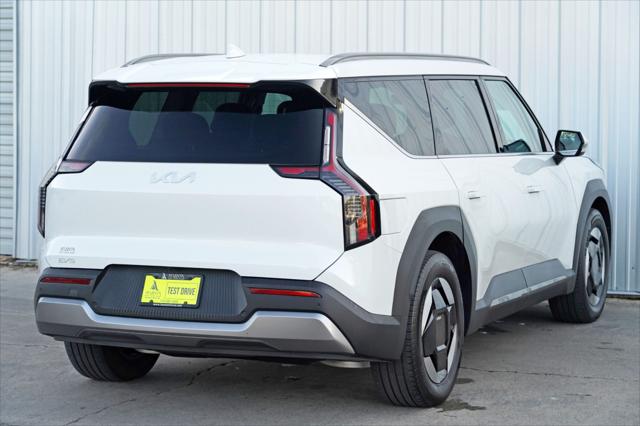 2024 Kia EV9 Wind