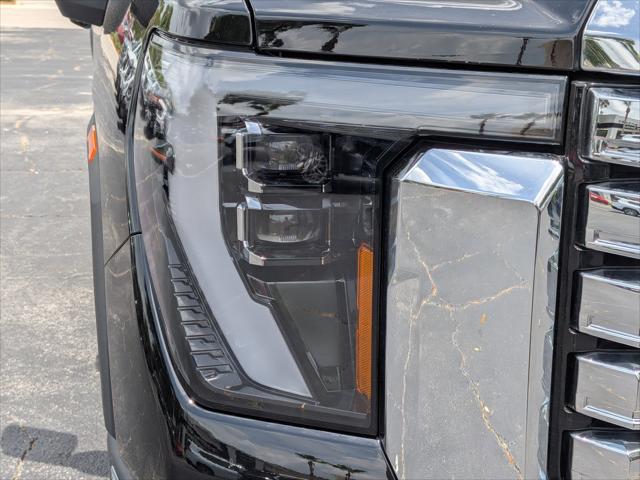 2026 GMC Sierra 2500HD Crew Cab, Standard Bed, Denali, 4WD