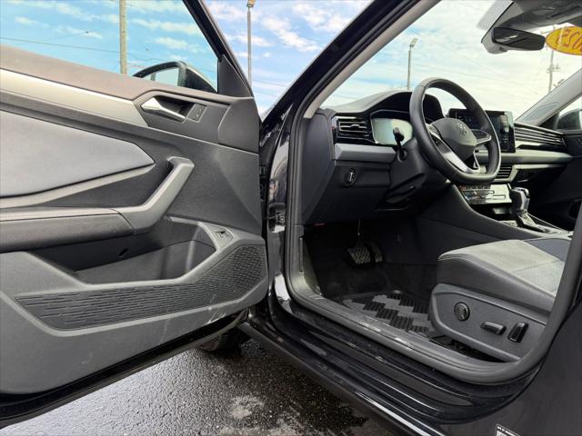 2025 Volkswagen Jetta 1.5T SE