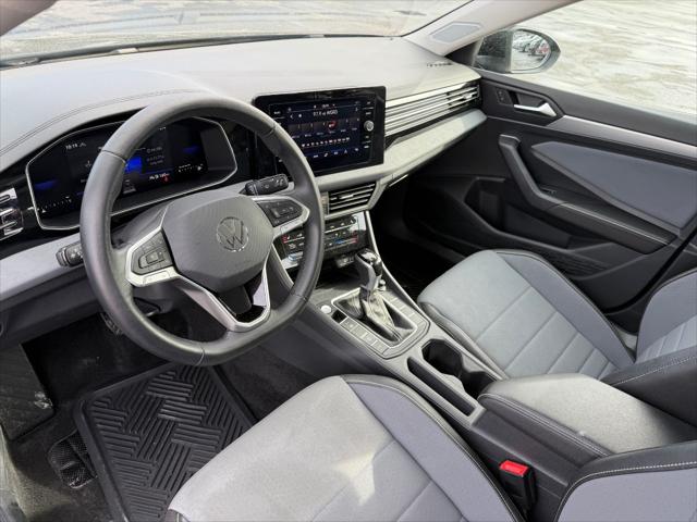 2025 Volkswagen Jetta 1.5T SE