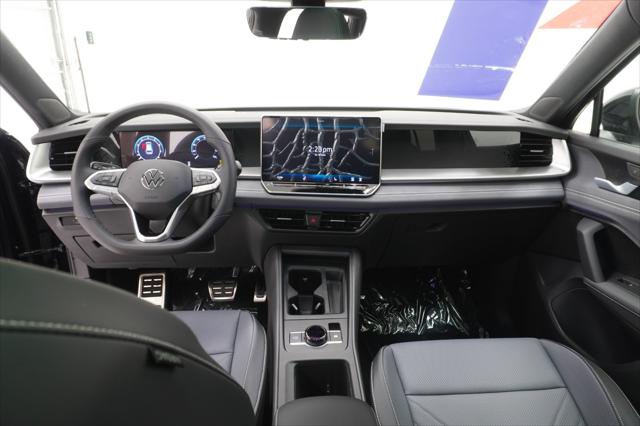 2026 Volkswagen Tiguan SE R-Line Black