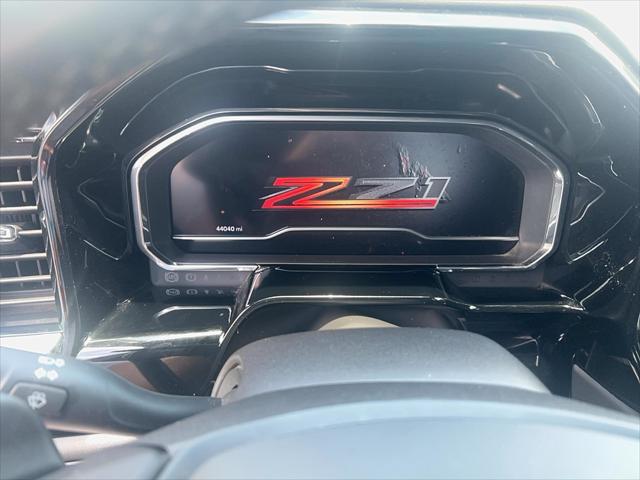 2022 Chevrolet Silverado 1500 4WD Crew Cab Short Bed RST