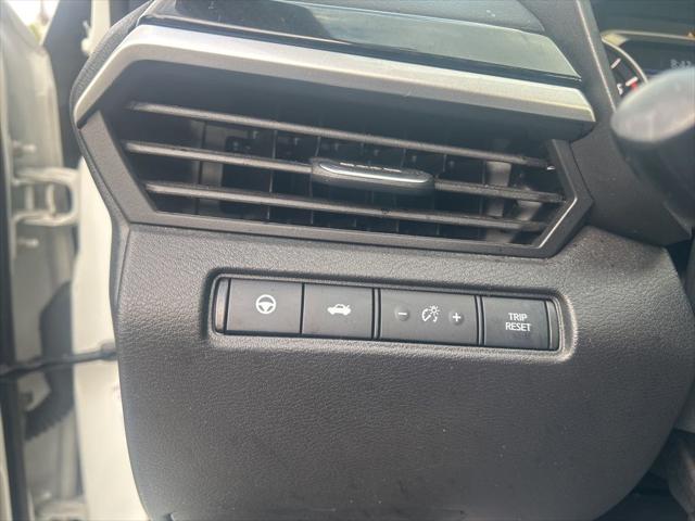 2023 Nissan Altima SR VC-Turbo FWD
