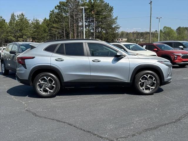 2024 Chevrolet Trax FWD LT