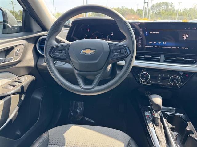 2024 Chevrolet Trax FWD LT