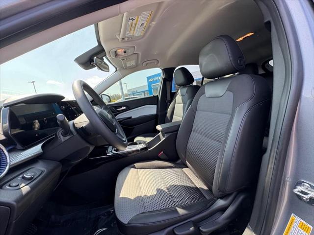 2024 Chevrolet Trax FWD LT