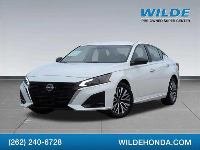 2025 Nissan Altima SV FWD for sale in Waukesha, WI