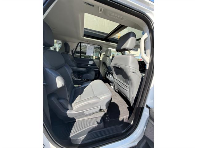 2025 Ford Expedition Active MAX