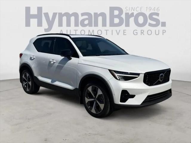 2023 Volvo XC40 B5 Plus Dark Theme for sale in Midlothian, VA