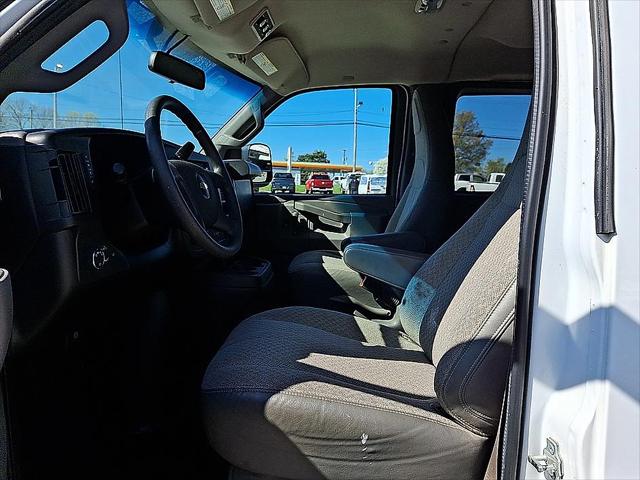 2019 Chevrolet Express LS