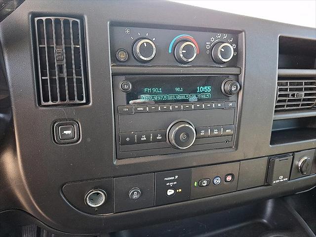 2019 Chevrolet Express LS