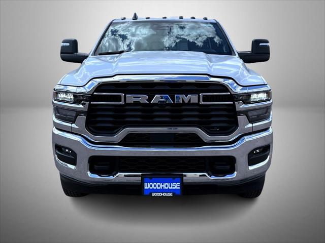 2026 RAM Ram 3500 Chassis Cab RAM 3500 TRADESMAN CHASSIS REGULAR CAB 4X4 84 CA 2026 RAM Ram 3500 Chassis Cab RAM 3500 TRADESMAN CHASSIS REGULAR CAB 4X4 84 CA