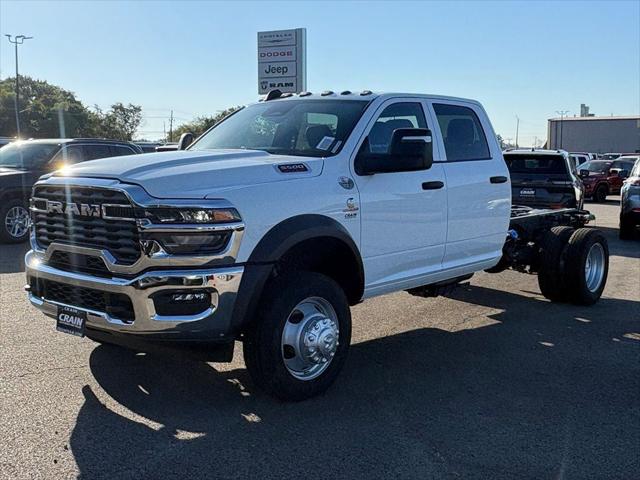 2026 RAM 5500 Chassis RAM 5500 TRADESMAN CHASSIS CREW CAB 4X4 84 CA