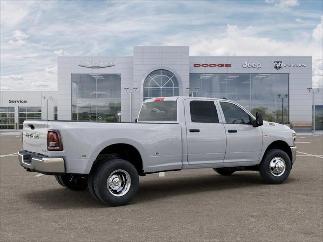 2026 RAM Ram 3500 RAM 3500 TRADESMAN CREW CAB 4X4 8 BOX