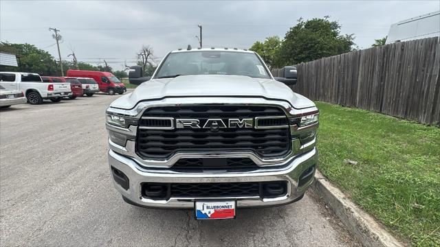 2026 RAM Ram 3500 Chassis Cab RAM 3500 TRADESMAN CREW CAB CHASSIS 4X4 60 CA