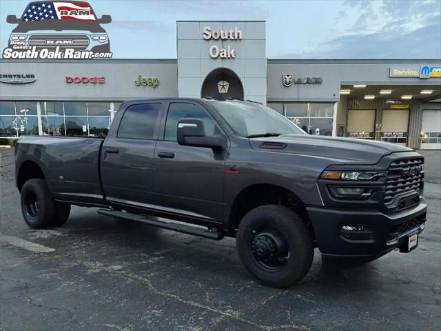 2026 Ram 3500 Tradesman Crew Cab 4x4 8' Box for sale in Matteson, IL